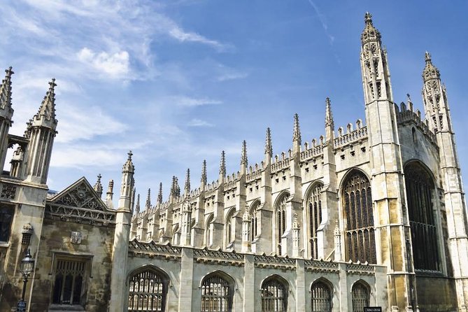 Discover Oxford and Cambridge with Guide from London by Coach - Discover Oxford’s Famous College Courtyards and Dreaming Spires