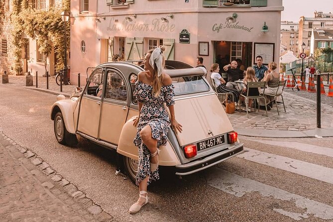Discover Paris in Style Aboard a Classic French Vintage Car! - Passing the Arc de Triomphe and Champs-Elysées