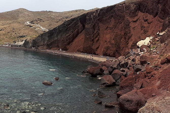 Discover Santorini - Relaxing at Kamari Beach and Its Black Sands