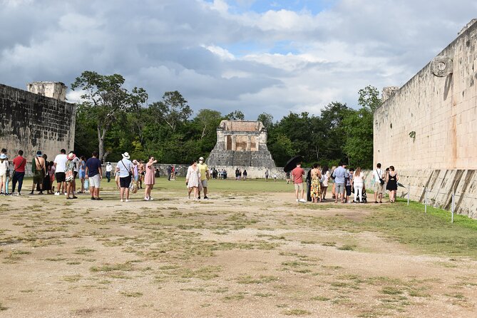 Discover the MAGIC of Chichén Itzá, a Sacred cenote and the colonial Valladolid - Visiting Chichén Itzá with a Certified Guide
