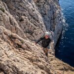 Discovery Climbing Large Routes in the Calanques of Marseille - Multi-pitch Climbing Explained in the Context of the Tour