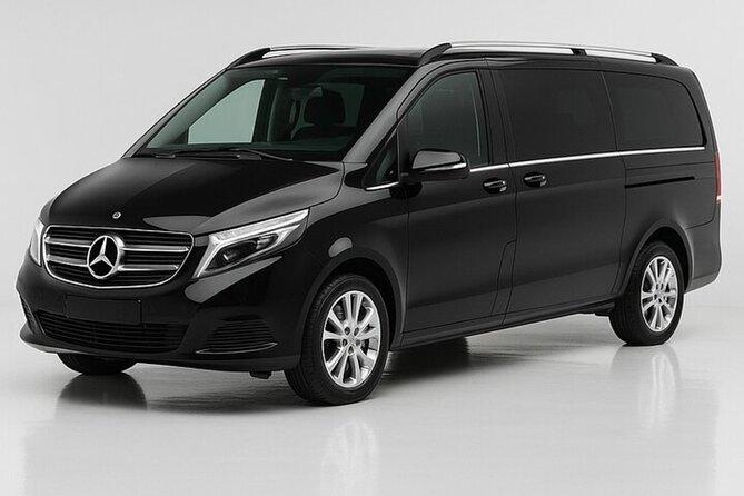 Doonbeg: Private transfer to & from Shannon Airport | Premium Car - Travel in Style with Premium Vehicles and Amenities