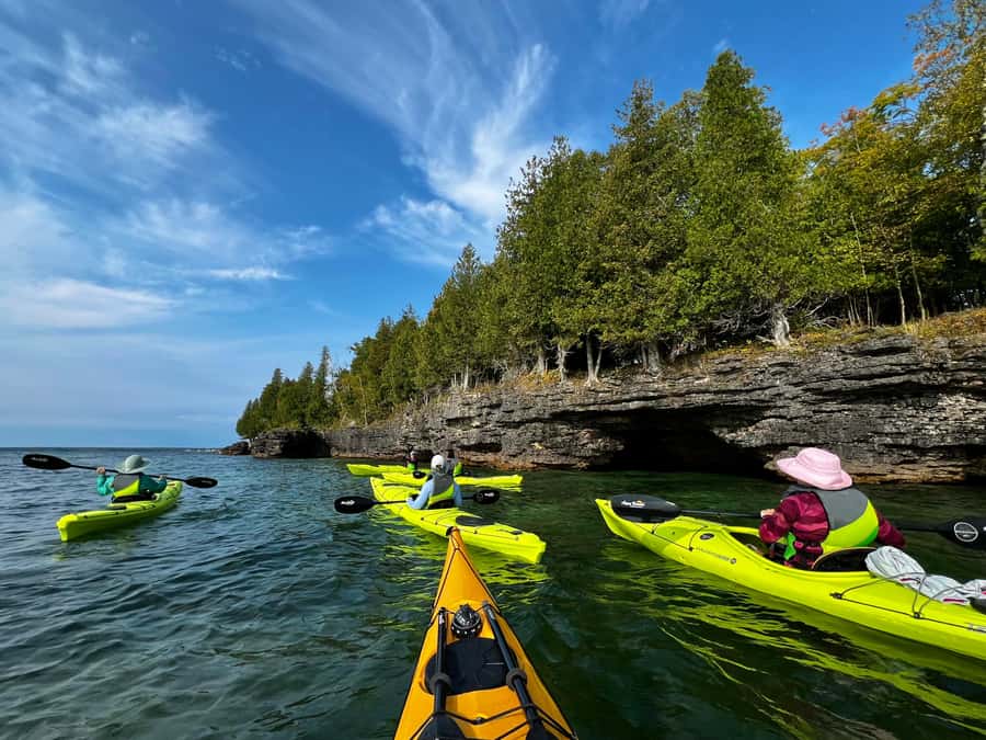 Door County: Cave Point & Whitefish Dunes Kayak Tour - Meeting on the Beach Near Cave Point