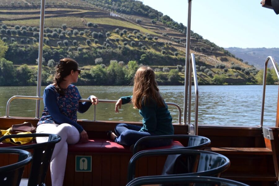 Douro Tour with Wine Tasting and Visit to Lamego and Pinhão - The Scenic Start at Largo da Lapa