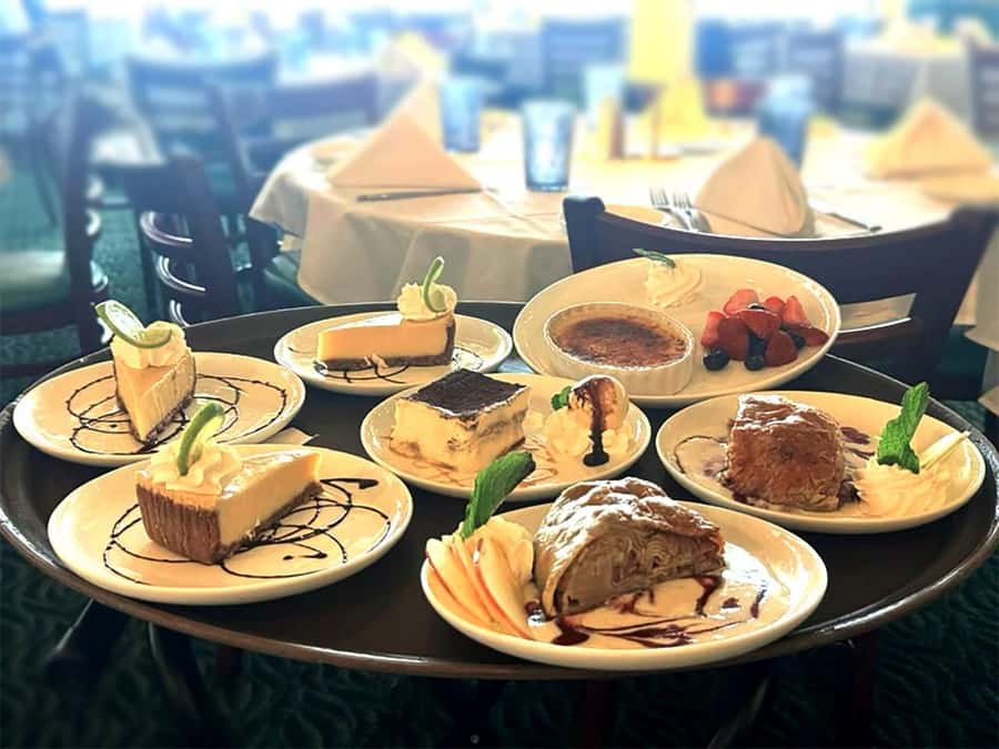 Downtown Dunedin: Food, Drink & Cultural Walking Tour - Start at the Heart of Downtown Dunedin