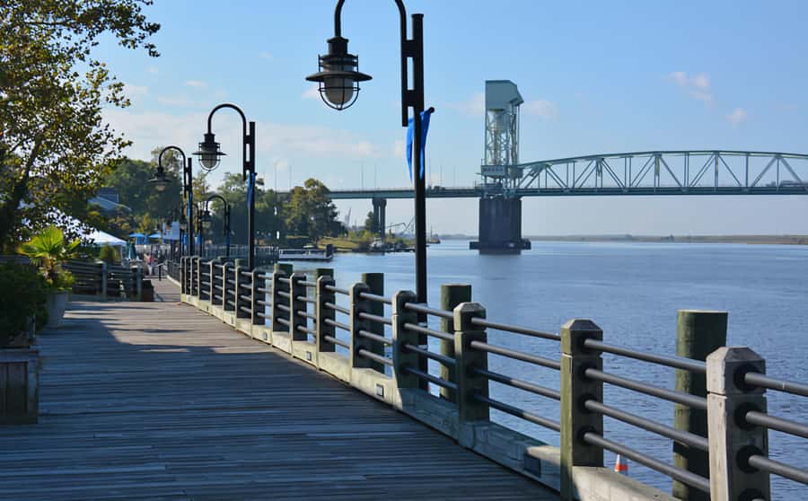 Downtown Wilmington Historian-Guided Tour - From the Wilmington River Walk to Victorian Mansions