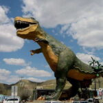 Drumheller: Bad Land & Dinosaur Museum Tour from Calgary - Exploring Dinosaur Valley and Fossil Discoveries