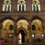 Dubrovnik Walk & Wine: Old Town Walking tour with a Glass of Wine - Exploring Onofrio’s Fountain and Medieval Water Systems