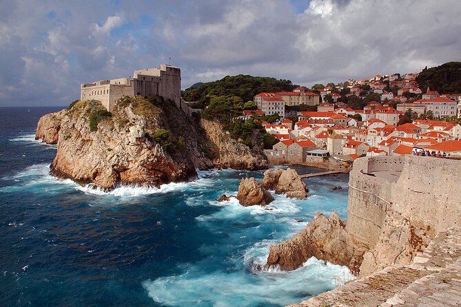 Dubrovnik Walking Tour with a FREE Polaroid Photo - The Itinerary: From Revelin Fortress to Sponza Palace