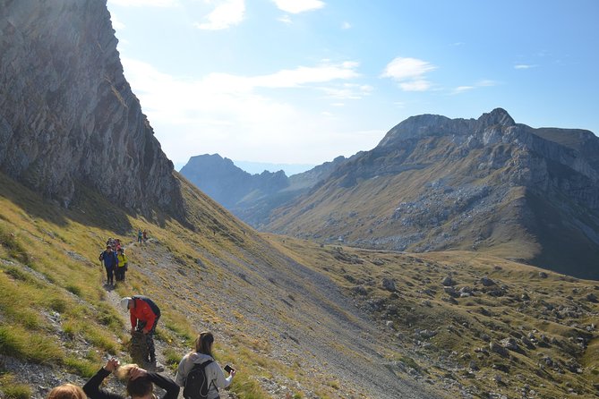 Durmitor  Bobotov kuk (2.523m) Hiking Tour - From Sedlo to Surutka: The Starting Point of the Ascent