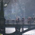 Düsseldorf Old Town - Private Guided tour - Discovering the Old Town Hall and Historic Buildings