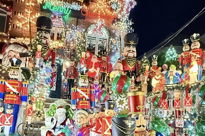 Dyker Lights Christmas Trolley Experience - Exploring Dyker Heights’ Christmas Decorations on Foot