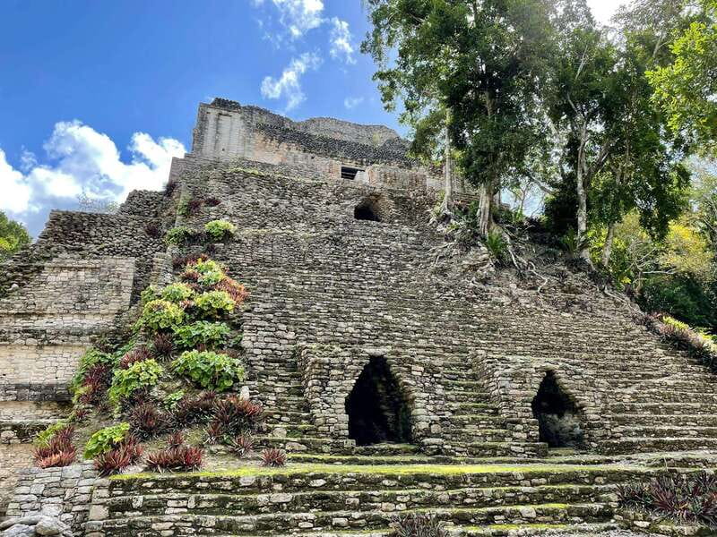 Dzibanche & Blue Cenote Bacalar - Journey to an Authentic Mayan Site with Expert Guidance