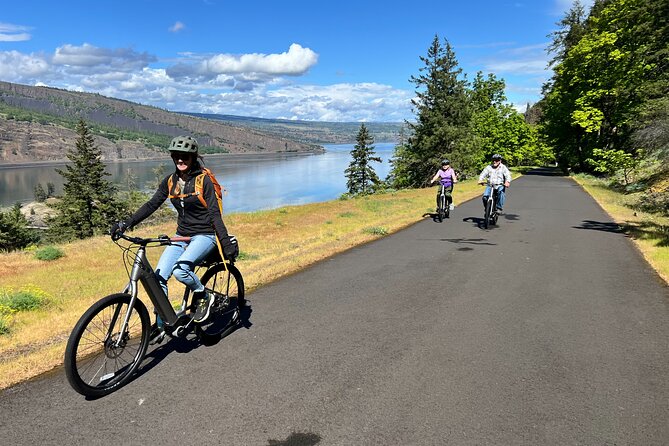 E Bike Rental in Hood River - Exploring Hood River’s Iconic Waterfront and Historic Highway