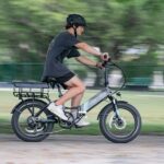 E-Bike Rental in the Florida Keys - Exploring Islamorada via Old Highway and Stop Sign Protocol