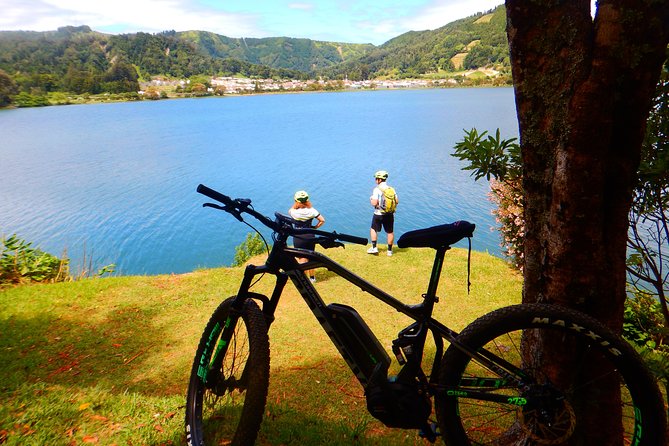 E-bike Sete Cidades- "All Mountain" bike program - Setting Off from Ponta Delgada to Sete Cidades Volcanic Rims