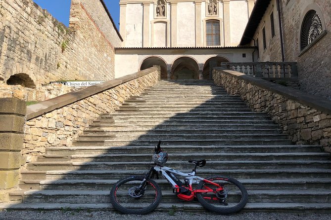 E-bike tour Bergamo - Scenic Highlights and Iconic Stops