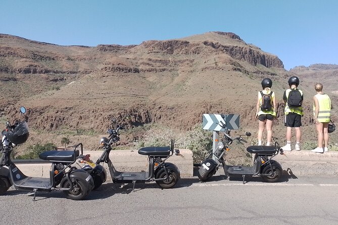 e-Scooter or e-Bike Maspalomas Tour+Visit Western Town Sioux City - Meeting Point, Timing, and Group Size