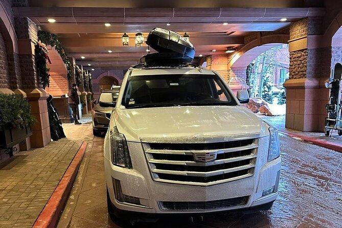 Eagle Airport Private Transportation to Vail EGE Limo Service - The Driver Experience: Friendly, Knowledgeable, and Well-Informed