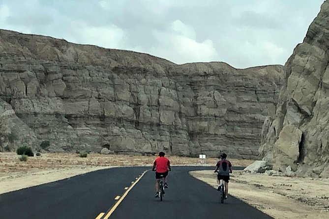 Earthquake Canyon Express Downhill Bicycle Adventure - Exploring the Heart of the San Andreas Fault in Meccacopia Wilderness