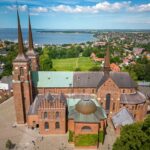 Easy Tour; Castle, Palace & Cathedral, Winter - The Tour Starts at the Heart of Copenhagen