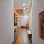 Echegaray 5, Málaga center: Wine & Relax Experience: Massage + Wine tasting - What the Relax & Wine Experience Includes