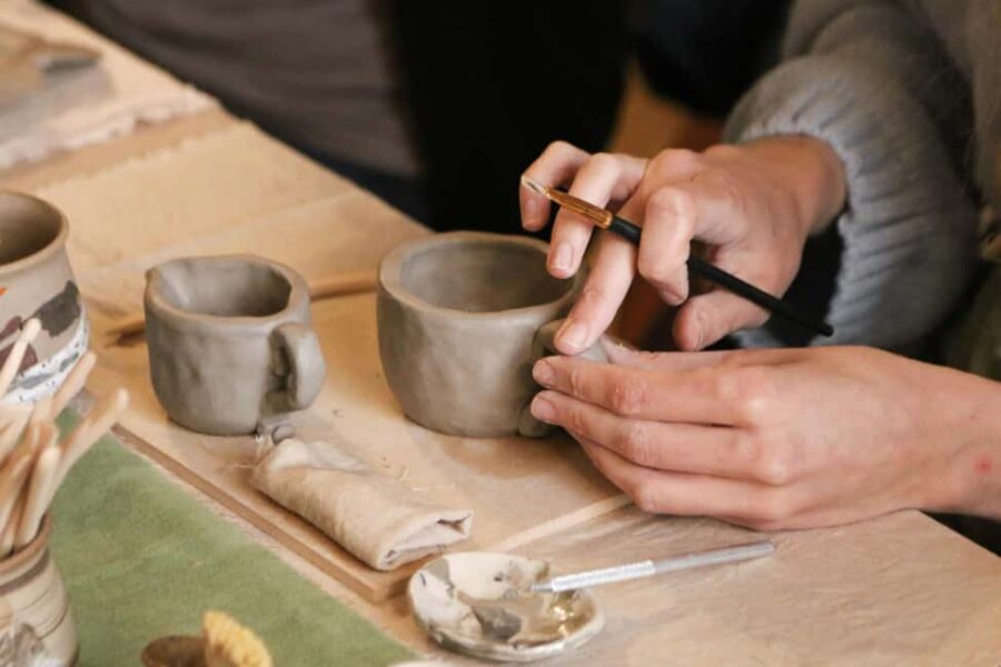 Edinburgh: Clayfulness Workshop with Julija - The Warm Atmosphere at Art and Vintage Edinburgh
