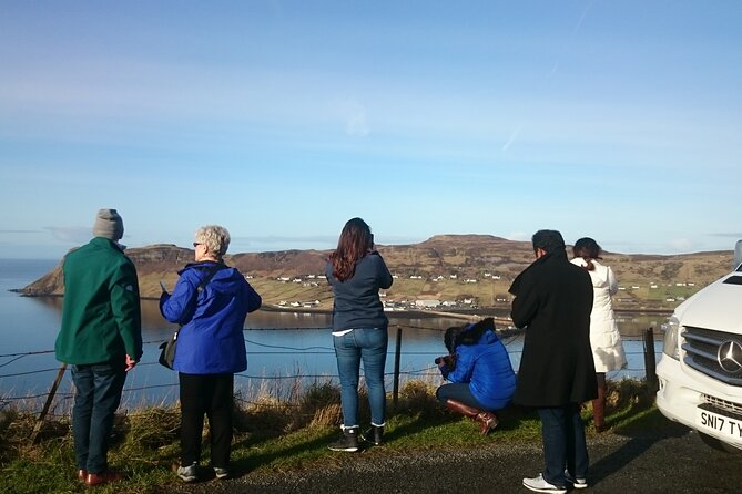 Edinburgh: Glenfinnan Viaduct, Glencoe and Fort William Tour - Exploring Glenfinnan’s Historic Site