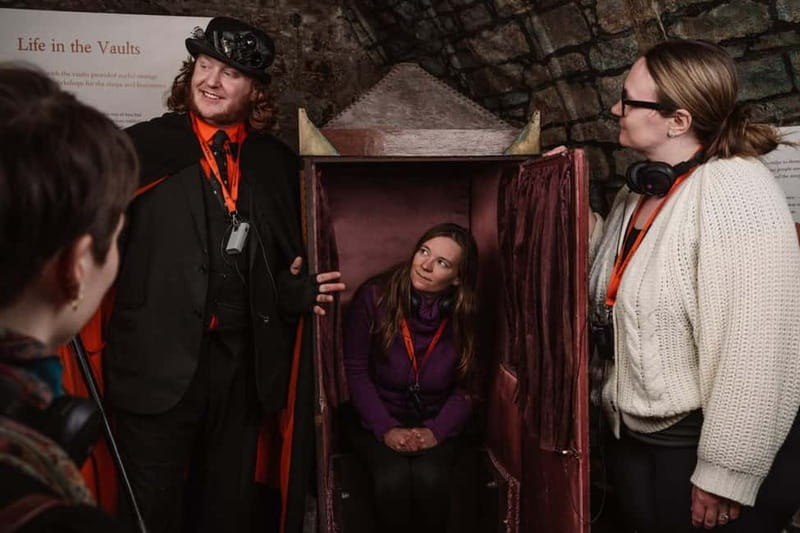Edinburgh: Multi-Sensory Haunted Underground Tour - From the Old Town to the Vaults: The Itinerary Breakdown