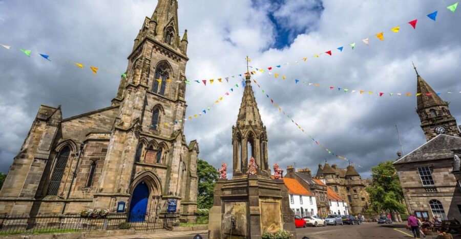 Edinburgh: "Outlander" Filming Locations Guided Tour - Visiting Midhope Castle: Lallybroch’s Famous Exterior
