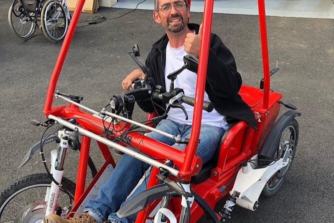 Electric 2-wheeler tour of the Chateau Park and Gardens - Exploring the Château Gardens on Foot