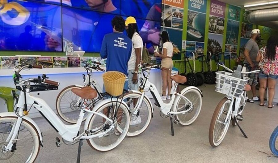 Electric Bike Tour in South Beach - Discovering Miami Beach’s Scenic Highlights