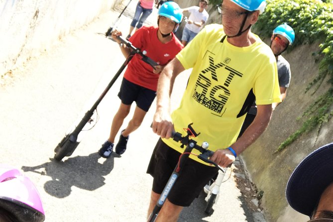 Electric Scooter Rental - Starting Point and Meeting Logistics at 66 Bd de la République