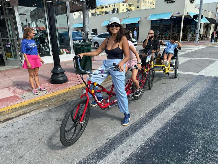 Electric Tandem Bike Rental in Miami Beach - Electric Tandem Bikes Offer Easy and Eco-Friendly Transportation in Miami Beach