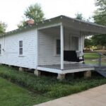 Elvis Presley Birthplace Park in Tupelo with Transport from Memphis - Visiting Elvis’s Modest Two-Room House in Tupelo