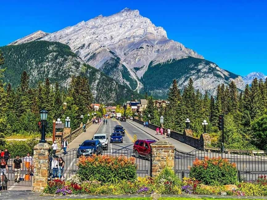 Emerald Lake, Lake Louise, Johnston Lake & Banff Gondola - Scenic Drive Through Banff National Park with a Skilled Guide