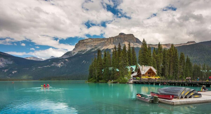 Emerald Lake,Lake Louise JohnstonCanyon&Banff Tour - Exploring Emerald Lake in Yoho National Park