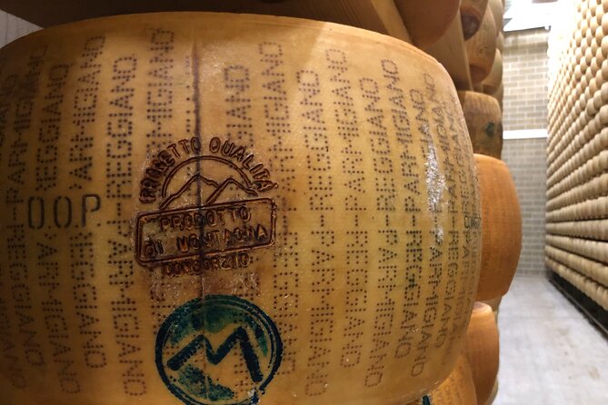 Emilian Mountains: Local Flavours, Castle & outdoors - Visiting the Parmigiano Reggiano Dairy Farm
