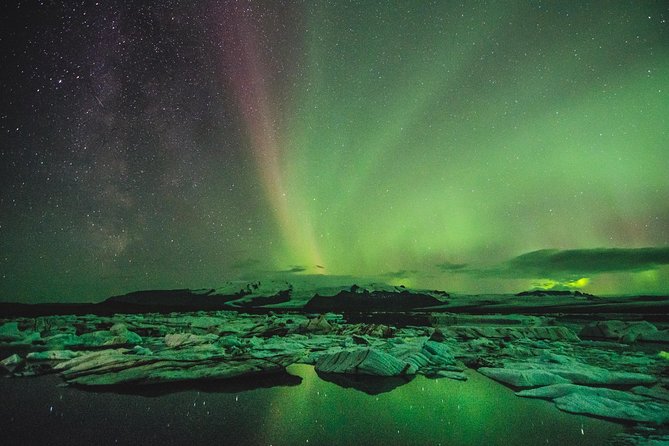 Enchanted Northern Lights: Hot chocolate & Photos - Small Group! - Strategic Use of Aurora Forecasts in the Icelandic Countryside