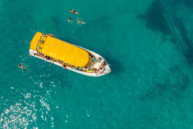 Enjoy crystal clear waters for 2 hours - Meeting Point and Easy Access