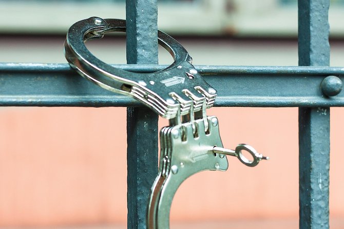 Escape Game Outdoor: Operation Mindfall - Starting Point at Frauenkirche: The Heart of Dresdens Old Town