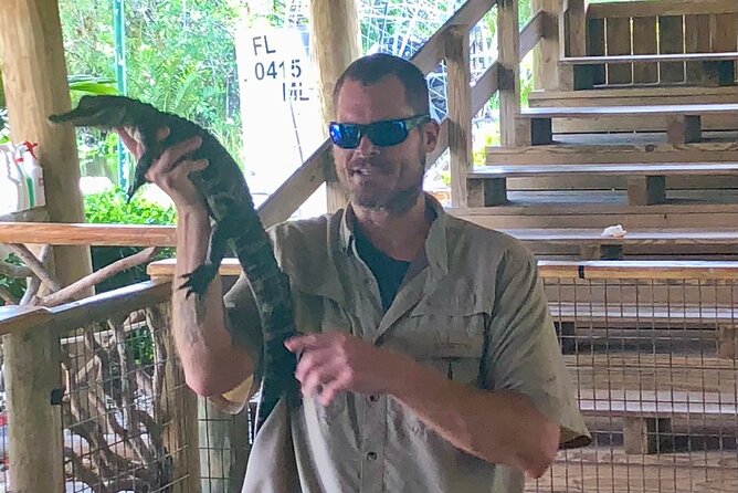 Everglades Alligator Airboat Adventure from Miami - The Highlights of the 40-Minute Airboat Ride