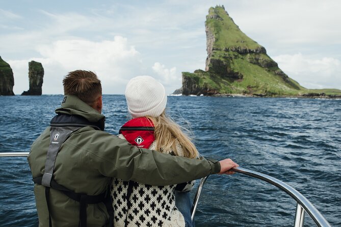 Exclusive 1,5 Hour Drangarnir Boat Tour - Getting Up Close to Múlafossur Waterfall