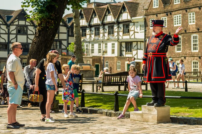 Exclusive Beefeater Meet & Greet at the Tower of London - Free Time to Explore the Tower of London and Its Famous Crown Jewels