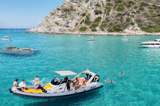 Exclusive boat tour for up to 9 people, beautiful Tropea - Exploring the Stops: From Praia di Fuoco to Capo Vaticano