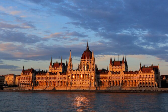 Exclusive Private Budapest Tour from Vienna - Starting in Vienna: The Luxury Transfer to Budapest
