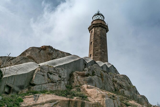 Excursion to Finisterre, Muxia and Cabo Vilan With Boat Cruise - Visiting the Mirador de As Paxareiras for Coastal Panoramas
