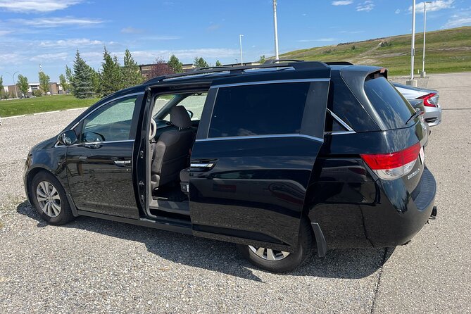 Experience Private Airport Transfer in Calgary - Booking and Cancellation Policies Explained