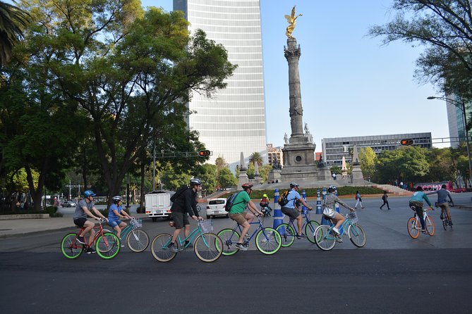 Explore Chapultepec & Mexico City sights by Bike - The Route: Paseo de la Reforma and Iconic Landmarks