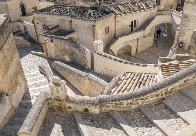 Explore Matera: 2-Hour Private Walking Tour - Starting Point and Logistics